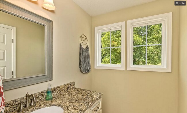 Building Photo - Special!! $500 off if lease signed in January! Gorgeous 3bd 3ba newer home in quiet neighborhood