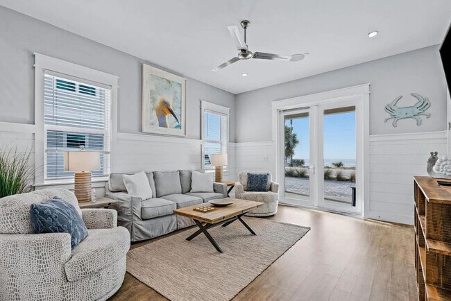 Building Photo - 14324 Front Beach Rd