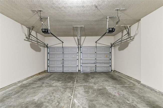 Building Photo - 43 Golden Pine Rd SW