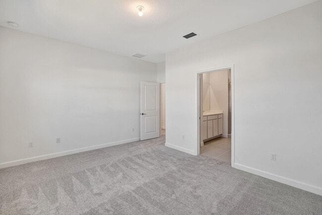 Building Photo - 539 Rivergrass St