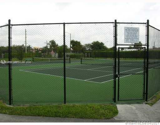 Building Photo - 216 Lake Pointe Dr