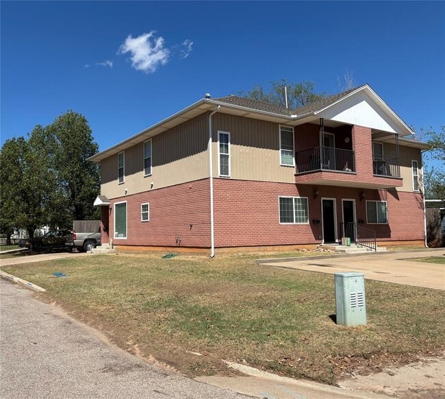 Building Photo - 6719 NW 37th St