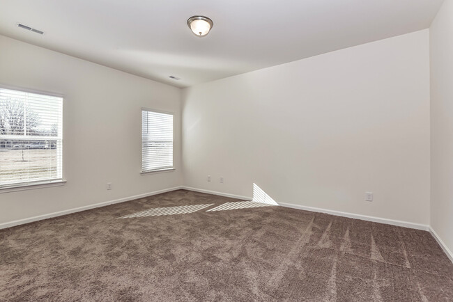 Building Photo - 106 Mill View Dr