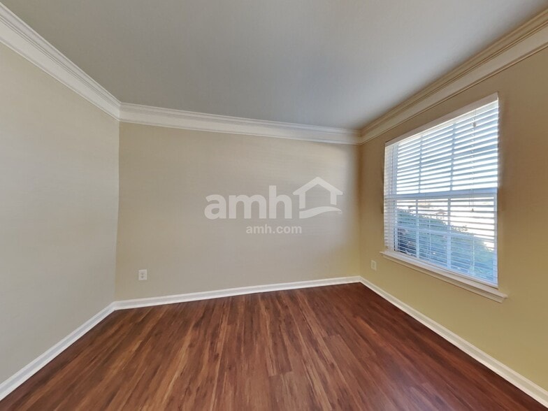 Building Photo - 248 Glenn Allen Rd