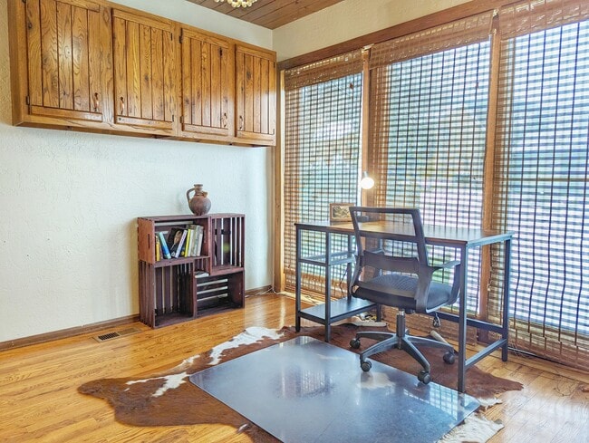 Building Photo - 14 Kreg Ln