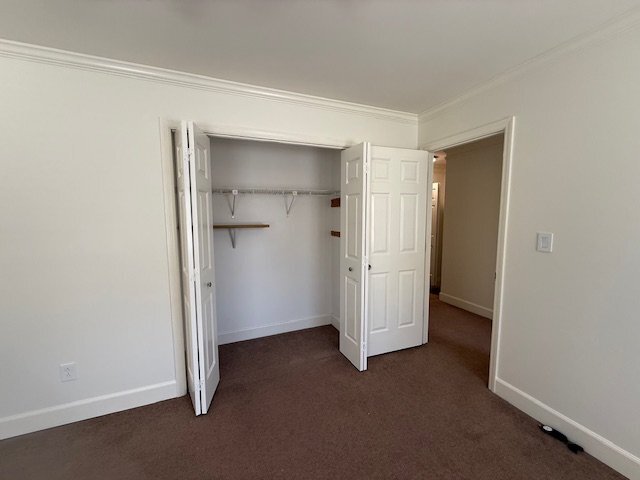 Building Photo - 343 S Church St