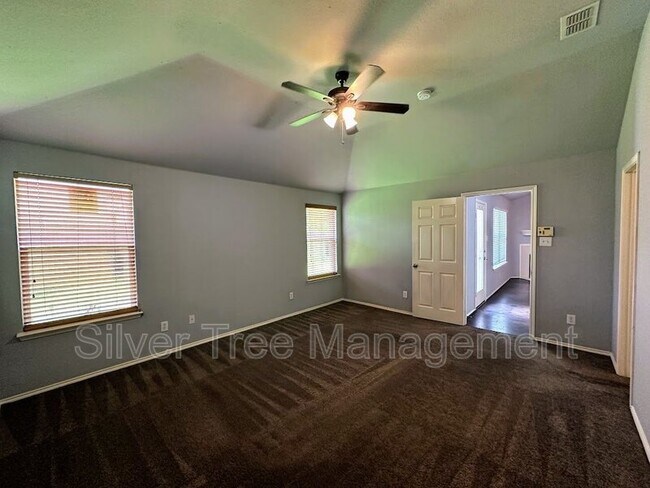 Building Photo - 10316 Lake Terrace