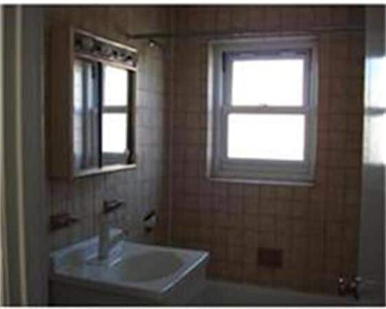 Building Photo - 95 Chestnut St