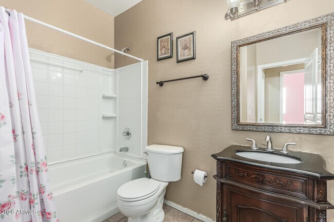 Building Photo - 2513 W Novak Way