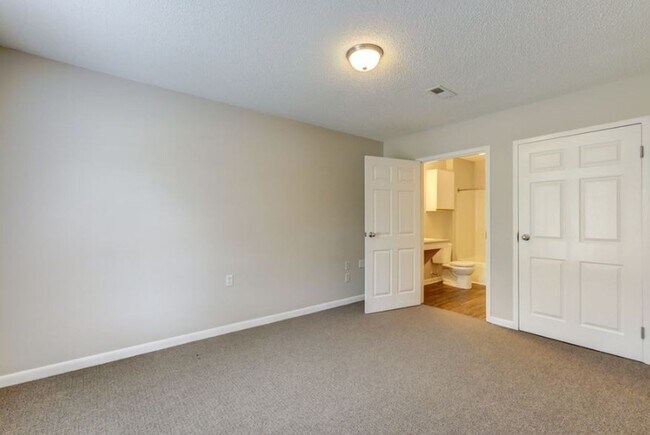 Building Photo - Three bedroom - Three bathroom apartments at University Park in Lillington, NC!