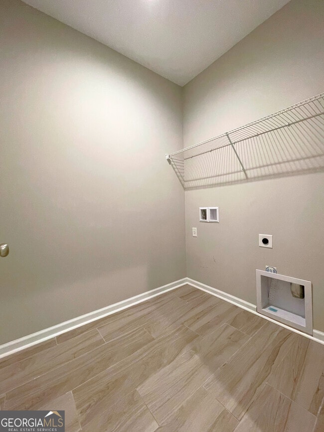 Building Photo - 114 Gary Cir