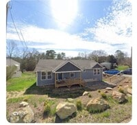 Building Photo - 136 Locust Grove Rd