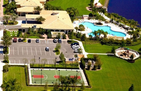 Building Photo - Beautiful 3/3 w/ 2 Car Garage in Gated Vil...