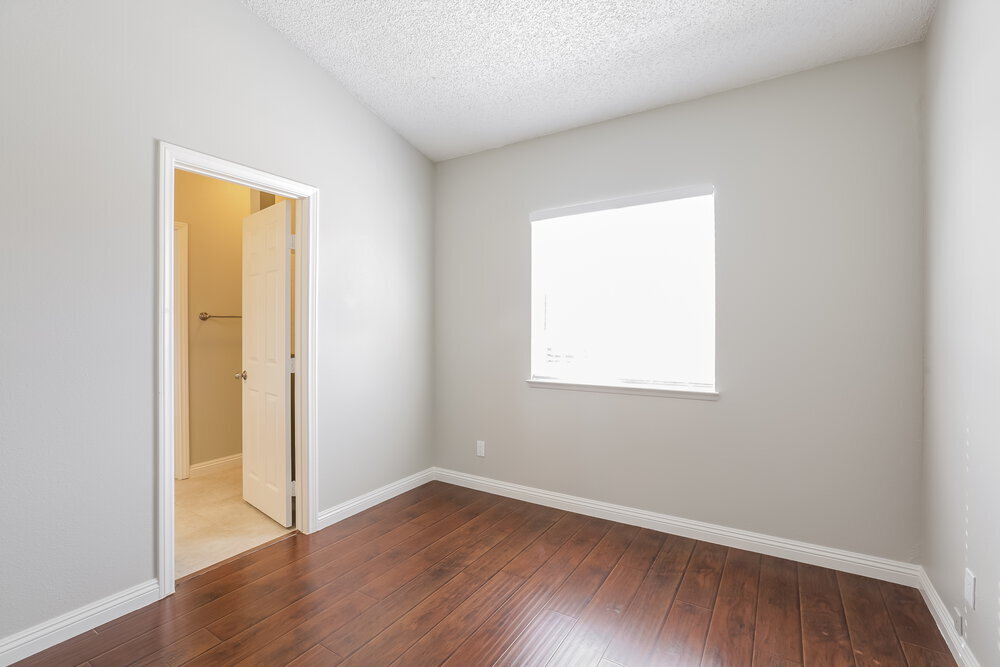 Building Photo - 7217 Chesterton Dr