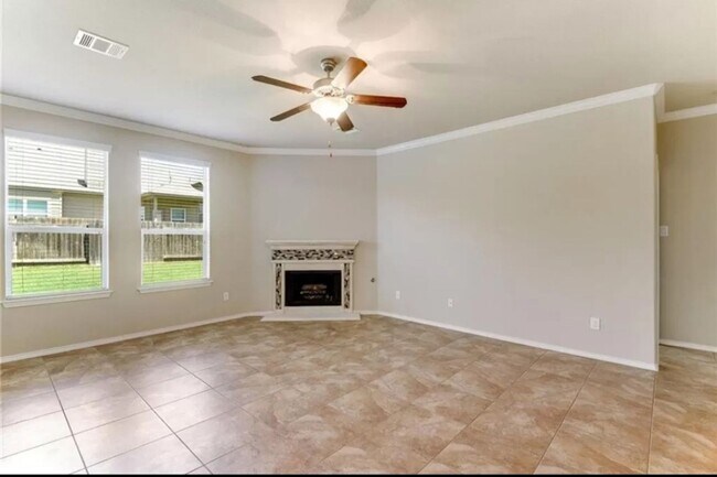 Building Photo - 4/3.5 in Teravista - Great home, Community...