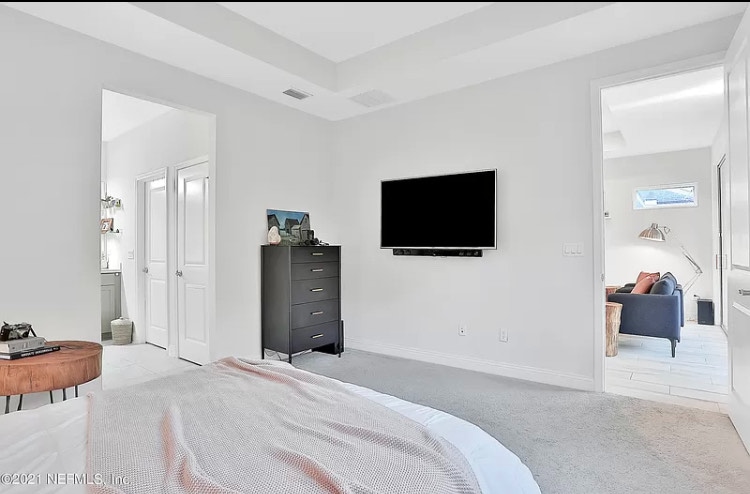 Building Photo - 326 Vista Lake Cir