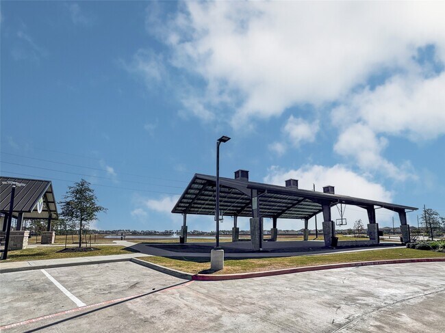 Building Photo - 15427 Crathie Bend Dr