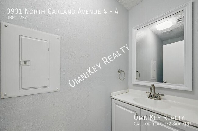 Building Photo - 3931 N Garland Ave