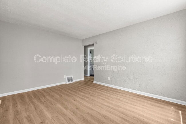 Building Photo - 6232 Witsell Ave