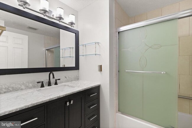 Building Photo - 8084 Winding Way Ct