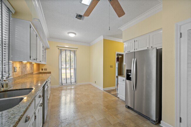 Building Photo - 254 Berkley Ct