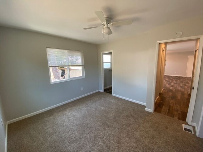 Building Photo - Peaceful and Spacious Rural Property for Rent