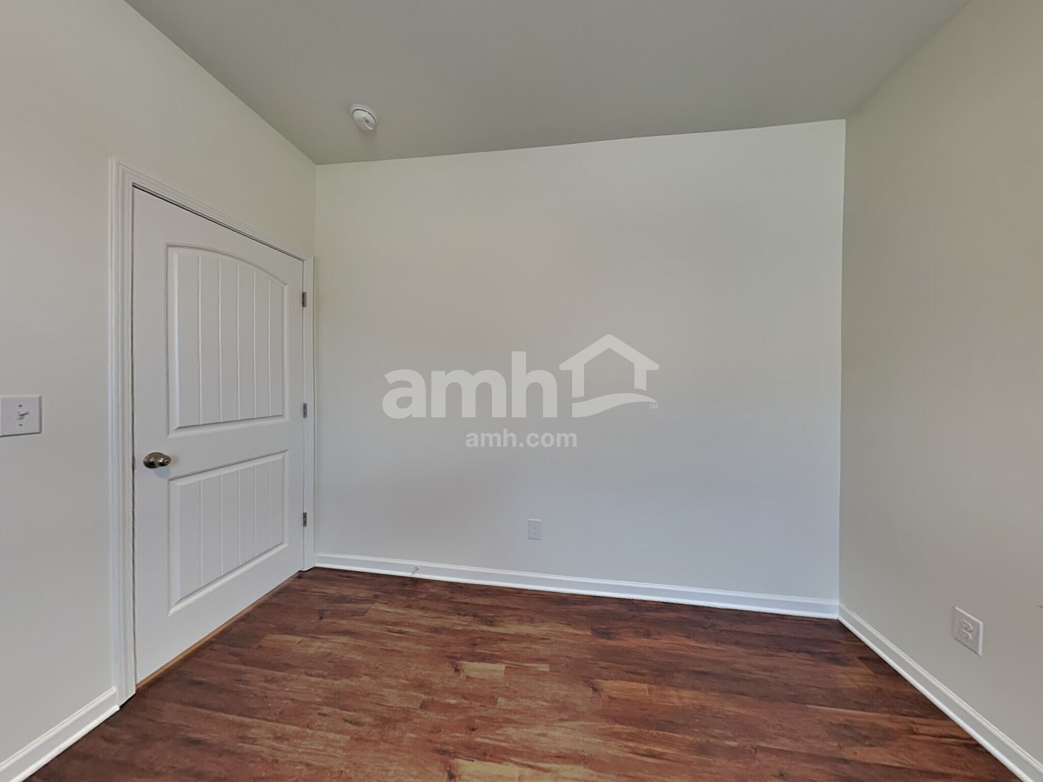 Building Photo - 304 Tessa Grace Wy