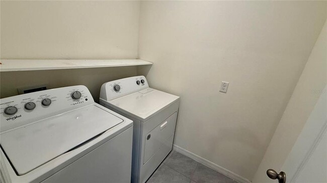 Building Photo - 318 Montgomery Ct