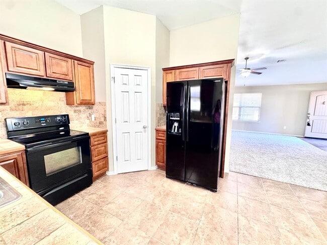 Building Photo - 2332 NW 198th St