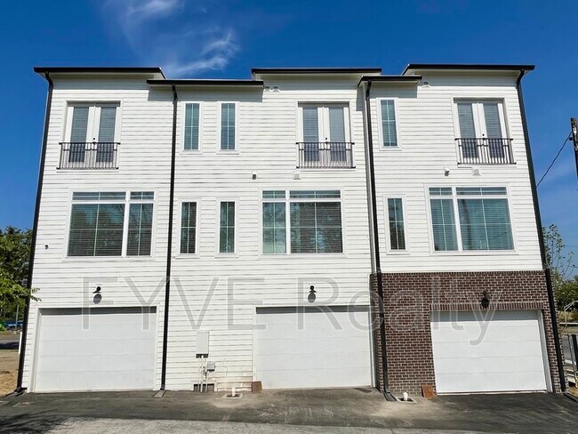 Building Photo - 1201 Jefferson St