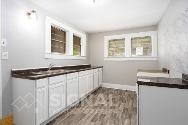Building Photo - 5704 14th St S