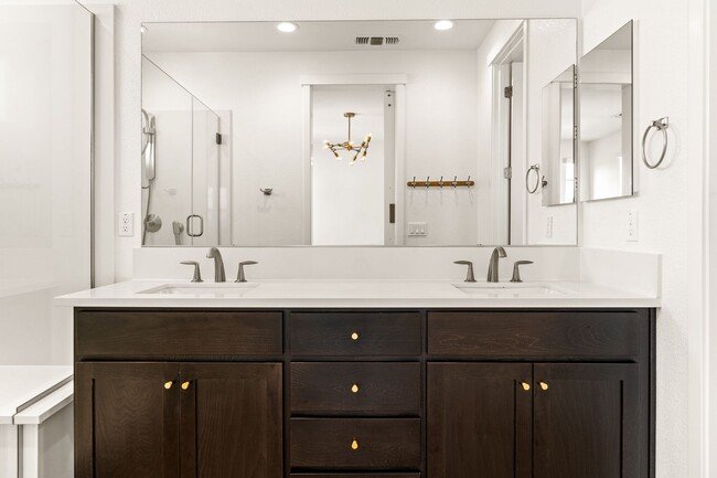 Building Photo - Sun-Filled Corner 4BR w/ Dual Yards & Panoramic Indoor-Outdoor Flow