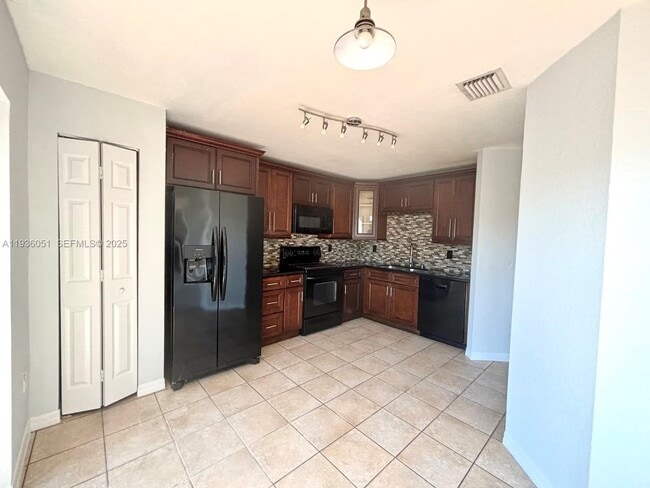 Building Photo - 16276 SW 75th St