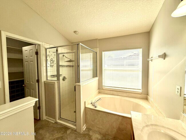 Building Photo - 1701 Covington Ln