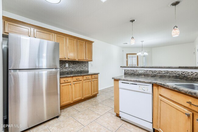 Building Photo - 6289 Cosecha Luna Cir