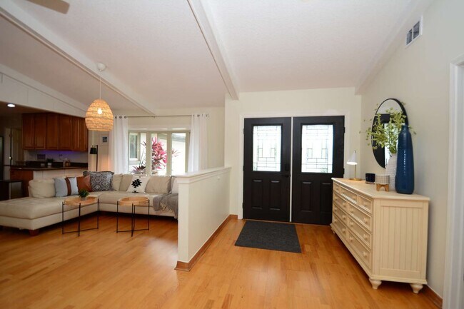 Building Photo - 58 Comanche Ct