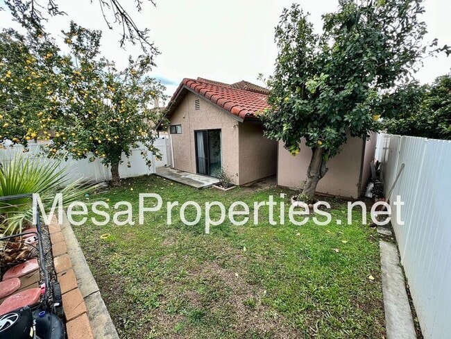 Building Photo - 3929 Rancho Del Oro Dr