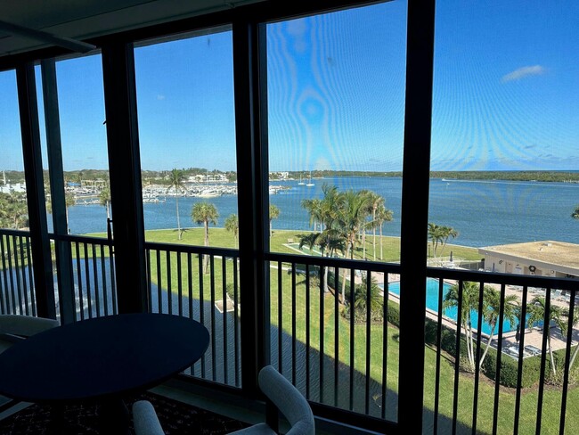 Building Photo - 200 Intracoastal Pl