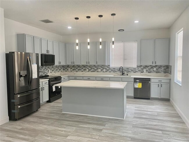 Building Photo - 4452 Philadelphia Cir