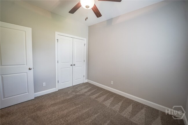Building Photo - 160 Lake Lily Dr