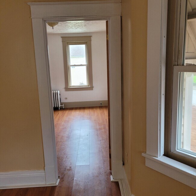 Building Photo - 1200 Race St