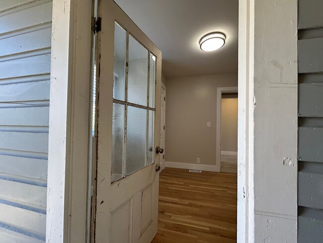 Building Photo - Vintage Aesthetic Meets Modern Glow-Up! Your Next Home Is Here!