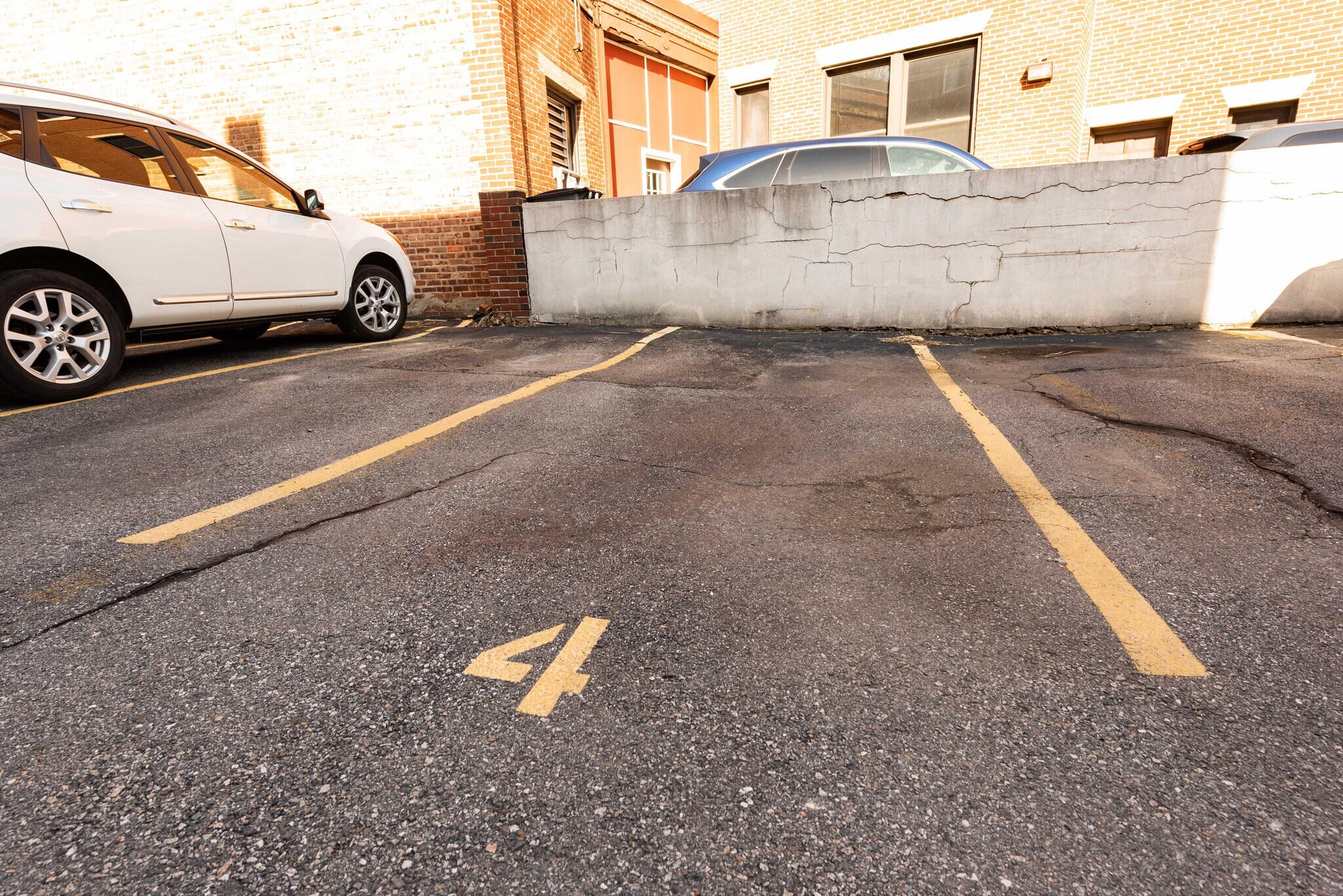 Building Photo - 135 Inman St