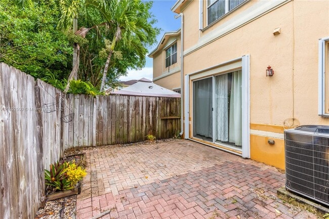 Building Photo - 12395 SW 125th Terrace
