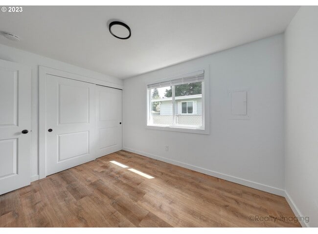 Building Photo - 3014 Drummond Ave
