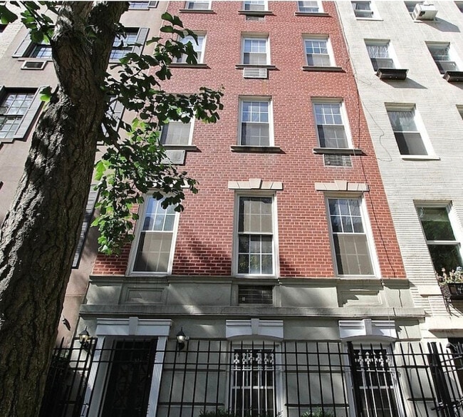 Building Photo - 312 E 51st St