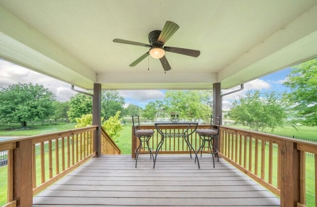 Building Photo - 421 Stoney Point Cir