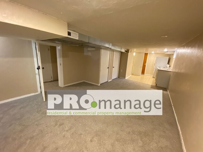 Building Photo - 520 H St