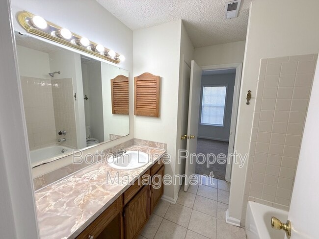 Building Photo - 6330 Windsor Gate Ln