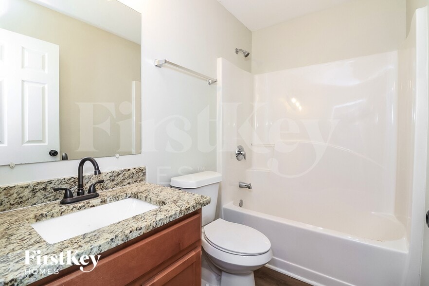 Building Photo - 173 Elderberry Point